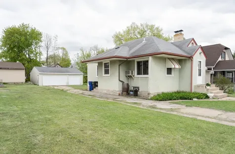 1044 Cumberland Street Saint Paul MN 55117