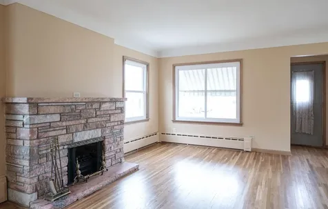 1044 Cumberland Street Saint Paul MN 55117