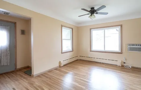 1044 Cumberland Street Saint Paul MN 55117