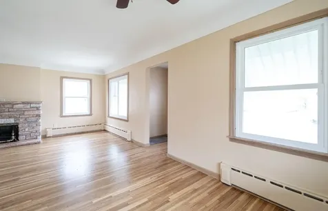 1044 Cumberland Street Saint Paul MN 55117