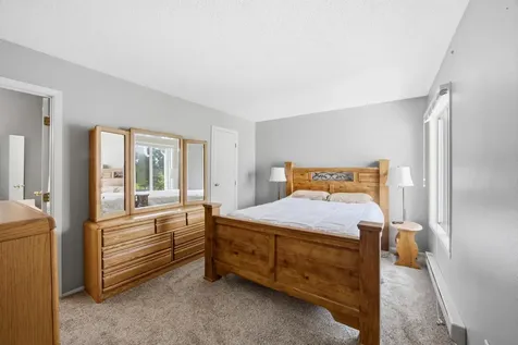 2923 32nd Street S Moorhead MN 56560