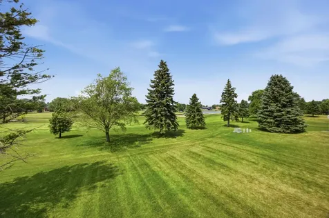 2923 32nd Street S Moorhead MN 56560