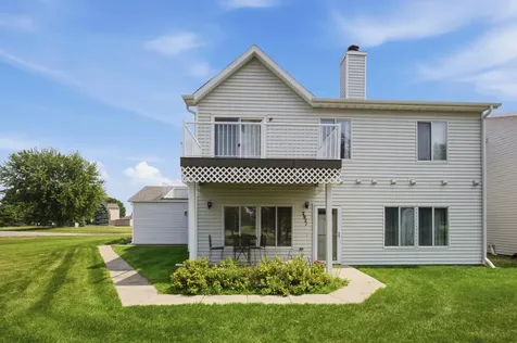 2923 32nd Street S Moorhead MN 56560