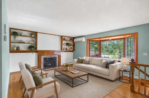 10704 Prescott Court Burnsville MN 55337