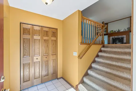 10704 Prescott Court Burnsville MN 55337