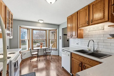 906 Galtier Street Saint Paul MN 55117