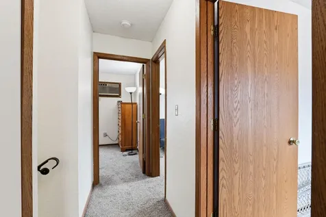 906 Galtier Street Saint Paul MN 55117