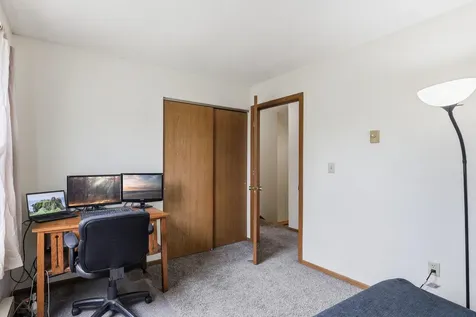 906 Galtier Street Saint Paul MN 55117