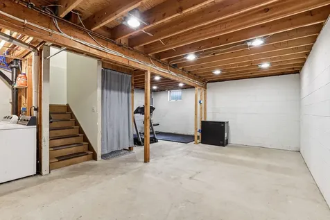 906 Galtier Street Saint Paul MN 55117