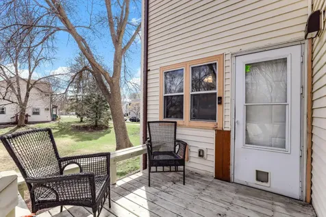906 Galtier Street Saint Paul MN 55117