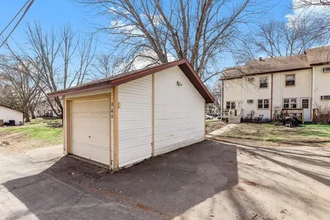 906 Galtier Street Saint Paul MN 55117
