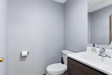 906 Galtier Street Saint Paul MN 55117