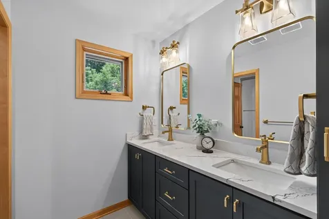 6539 Orchard Ridge Trail Woodbury MN 55129