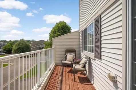6801 Pine Crest Trail S Cottage Grove MN 55016