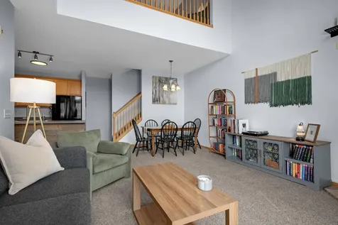 6801 Pine Crest Trail S Cottage Grove MN 55016