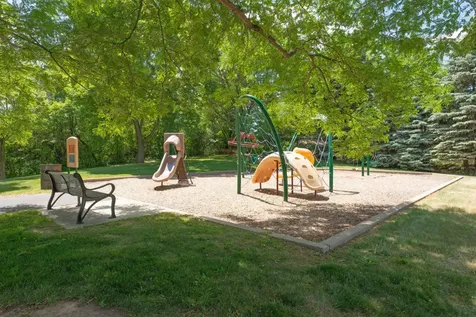 6801 Pine Crest Trail S Cottage Grove MN 55016