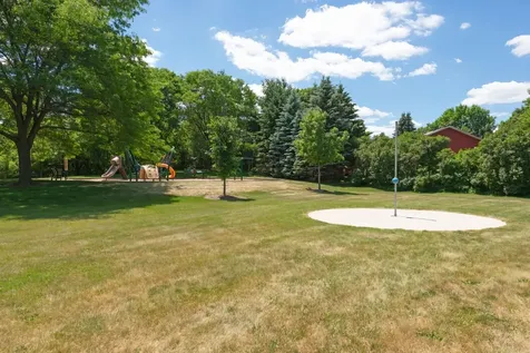 6801 Pine Crest Trail S Cottage Grove MN 55016