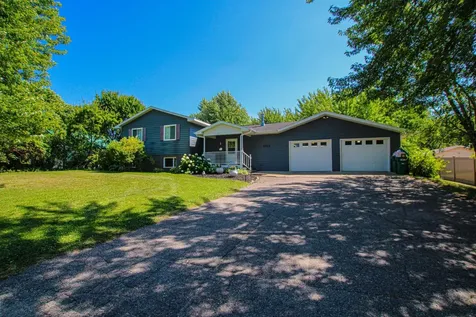 1712 Cranberry Lane NE Alexandria MN 56308