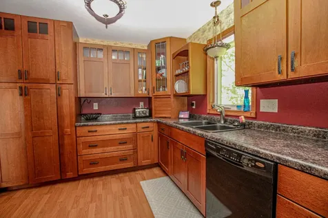 1712 Cranberry Lane NE Alexandria MN 56308