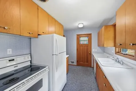 321 Hemlock Street S Stillwater MN 55082
