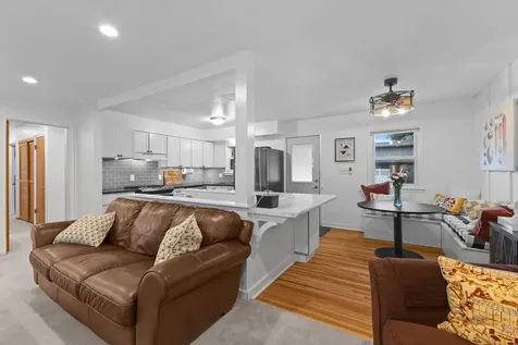 784 Creek Avenue Mendota Heights MN 55120
