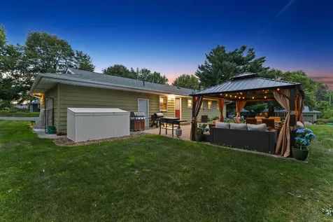 784 Creek Avenue Mendota Heights MN 55120