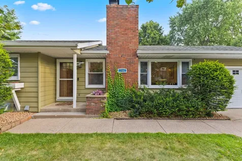 784 Creek Avenue Mendota Heights MN 55120
