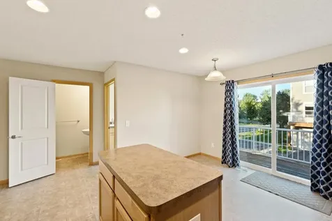 899 Ledgestone Drive Mahtomedi MN 55115