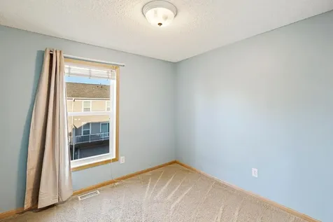 899 Ledgestone Drive Mahtomedi MN 55115