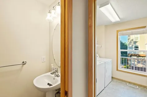 899 Ledgestone Drive Mahtomedi MN 55115