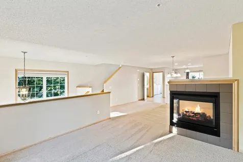 899 Ledgestone Drive Mahtomedi MN 55115