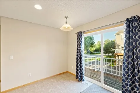 899 Ledgestone Drive Mahtomedi MN 55115
