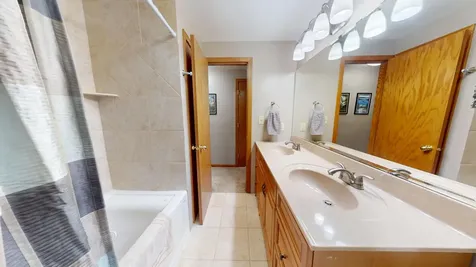 826 Minnie Maddern Street Albert Lea MN 56007