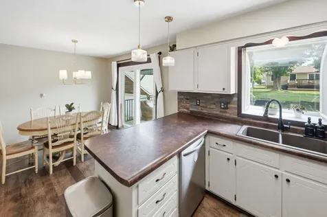 2056 44th Street NW Rochester MN 55901