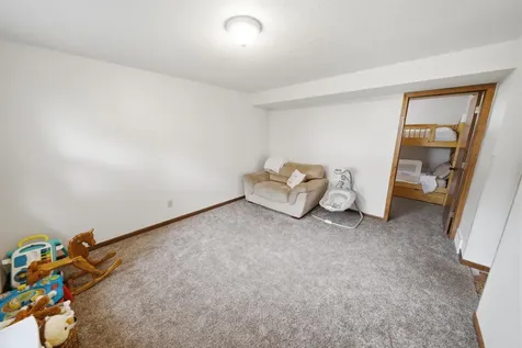 2056 44th Street NW Rochester MN 55901