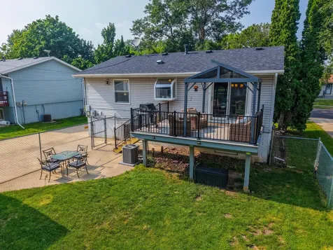 2056 44th Street NW Rochester MN 55901