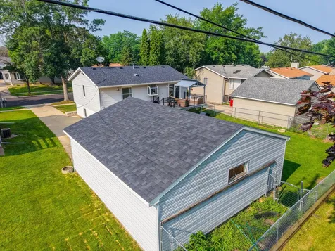 2056 44th Street NW Rochester MN 55901