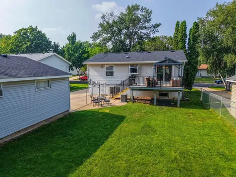 2056 44th Street NW Rochester MN 55901