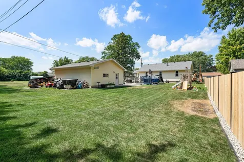 305 Le Sueur Avenue Eagle Lake MN 56024