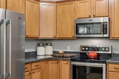 11025 Oak Grove Circle Woodbury MN 55129