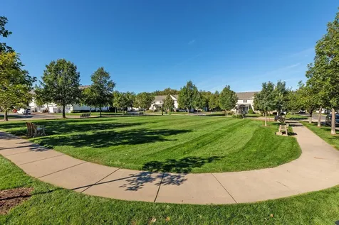 11025 Oak Grove Circle Woodbury MN 55129