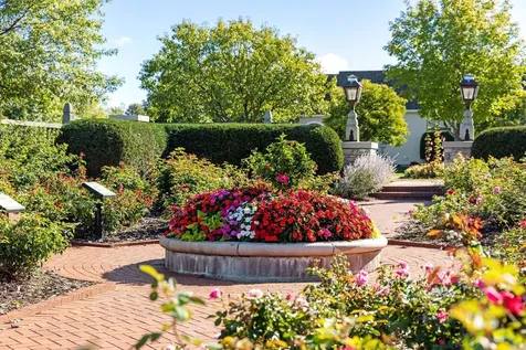 11025 Oak Grove Circle Woodbury MN 55129