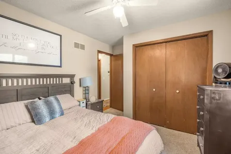 1808 W River Street Monticello MN 55362