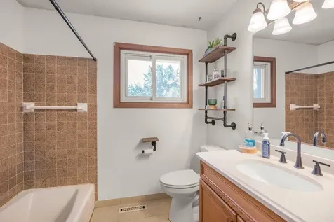 1808 W River Street Monticello MN 55362