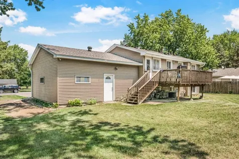 1808 W River Street Monticello MN 55362
