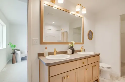 5816 James Drive W West Fargo ND 58078