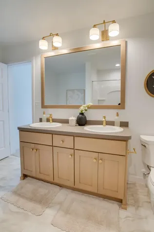 5816 James Drive W West Fargo ND 58078