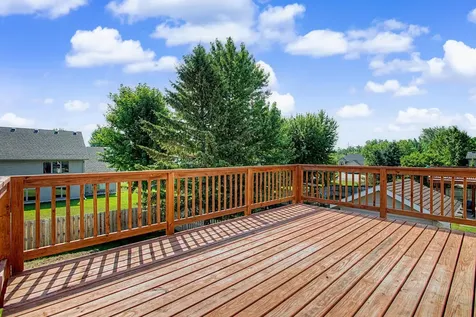 2215 Hulett Avenue Faribault MN 55021
