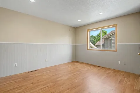 2215 Hulett Avenue Faribault MN 55021