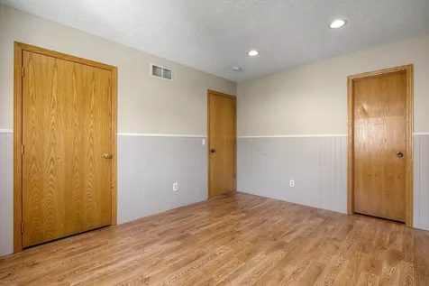 2215 Hulett Avenue Faribault MN 55021